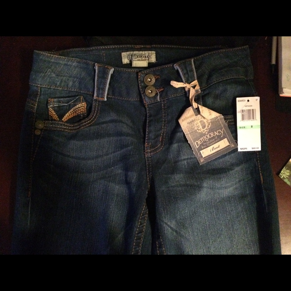 Democracy boot cut sz 8 Jeans